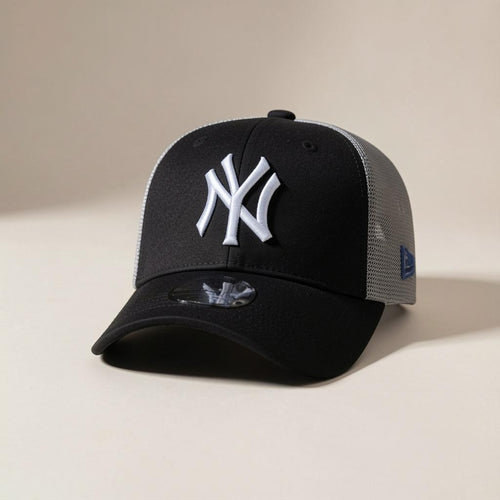 Black and white NY trucker cap